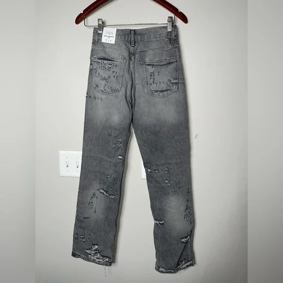 BRAND NEW ZARA Distressed Grey Denim Jeans Size  US 0 UK 32 - Picture 3 of 6